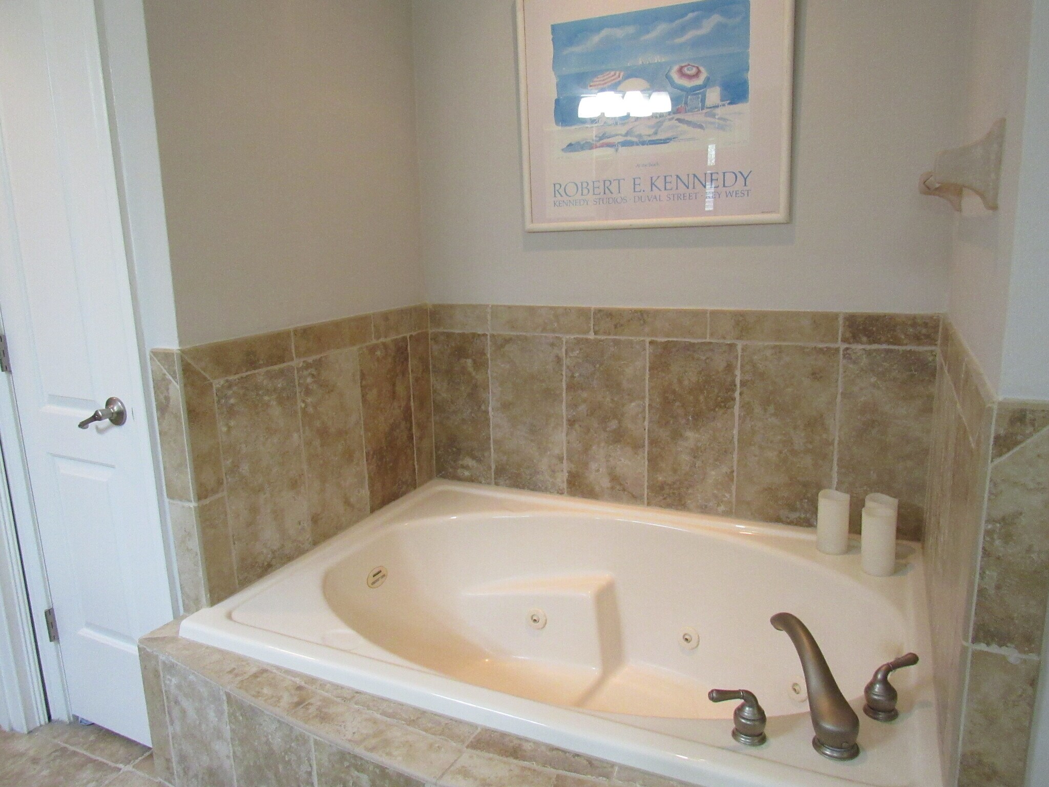 Jetted tub - 424 Luna Bella Ln
