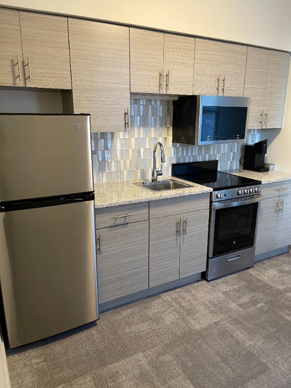 Building Photo - 1417 W9th St