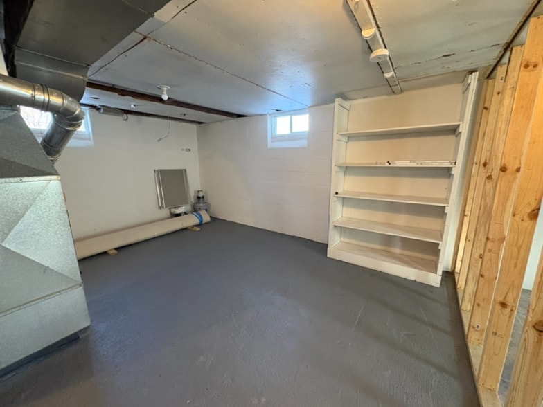 Building Photo - 870 Wagon Wheel Trail