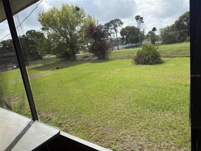 Building Photo - 638 Royalty Ct