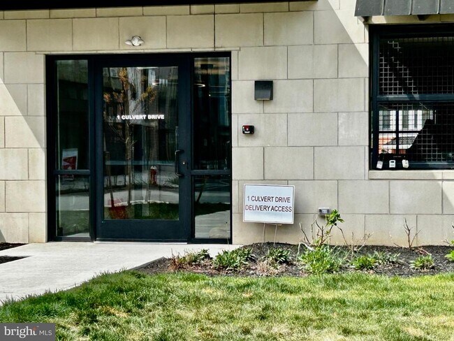 Building Photo - 1 Culvert Dr