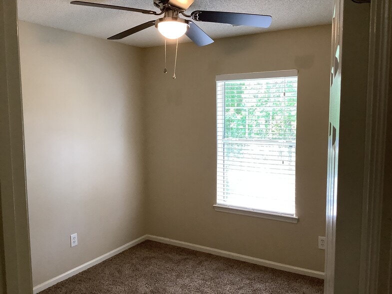 Building Photo - 7269 Sweet Grass Blvd