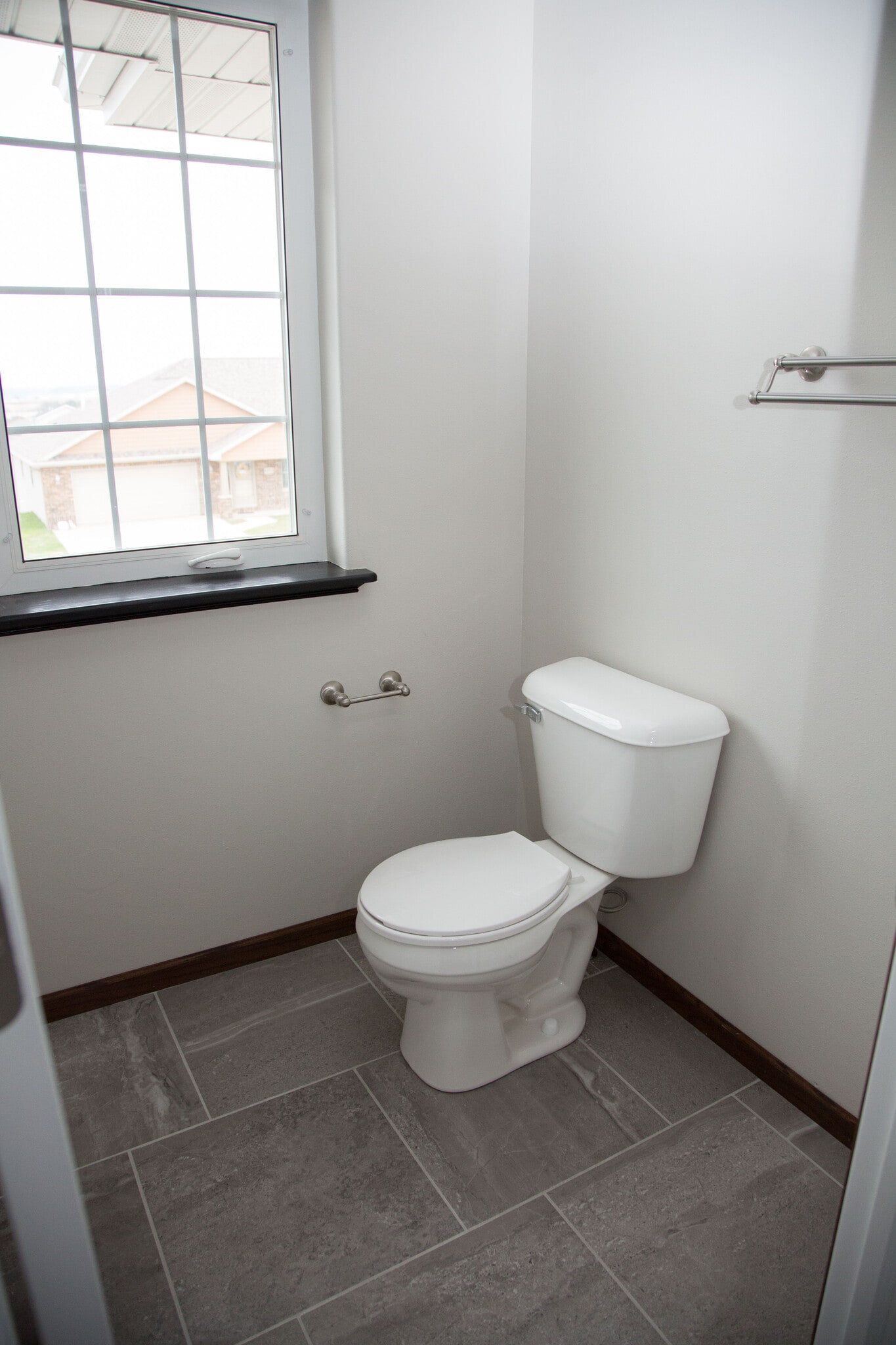 Building Photo - 6383 Osage Dr