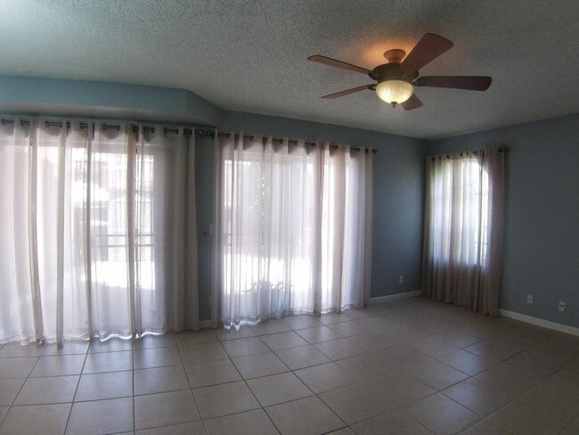 Building Photo - 8116 Severn Dr