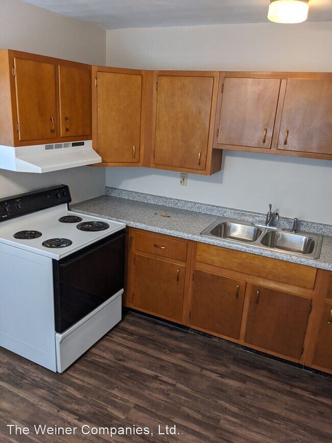 Building Photo - 310 W Washington St