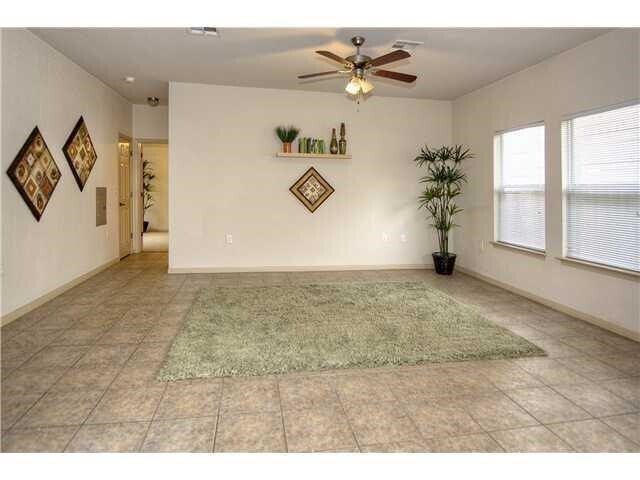 Primary Photo - 1814 Ulit Ave