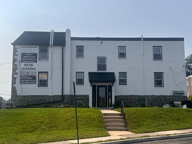 Building Photo - 2333 Haverford Rd