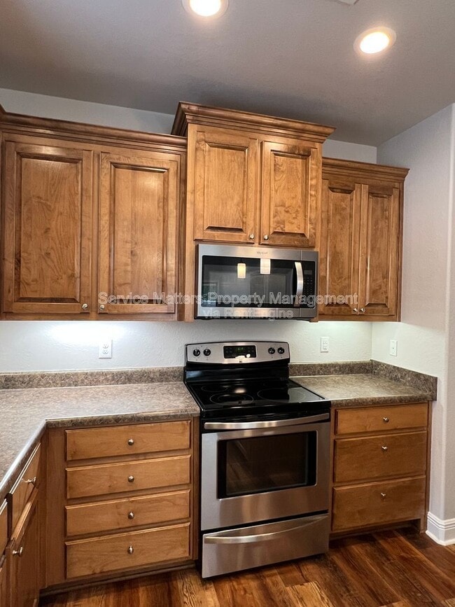 Building Photo - 5257 Parkside Dr