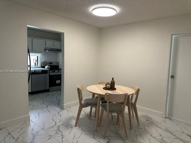 Building Photo - 16909 N Bay Rd