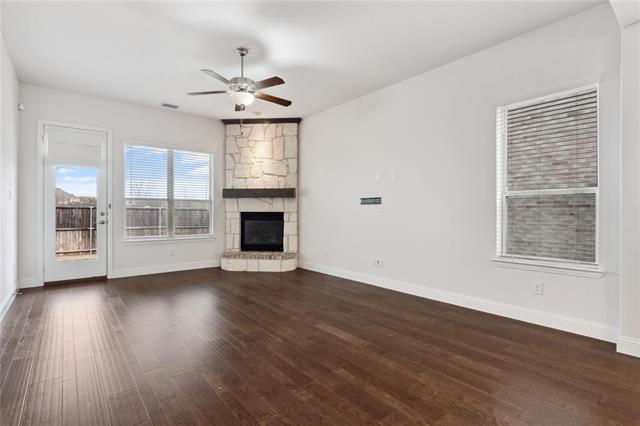 Building Photo - 717 Steppe Dr