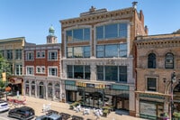 Building Photo - 625 Main Street