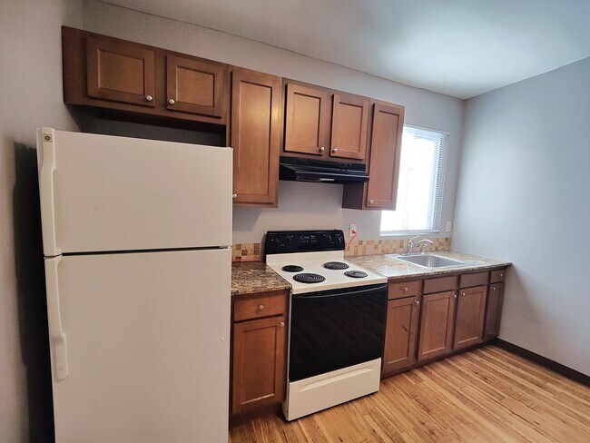 Building Photo - 2661 S 18th St