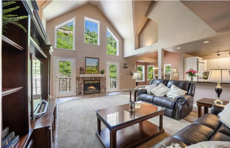 Building Photo - 509 Viola St