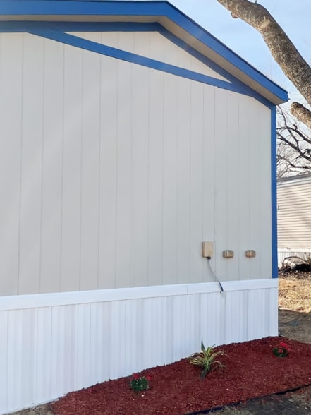 Building Photo - 110 N Michigan St