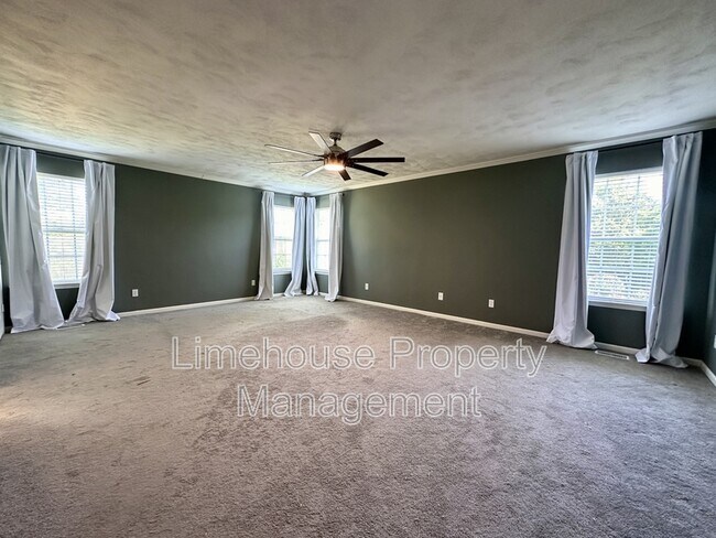Building Photo - 4412 Valera Ct