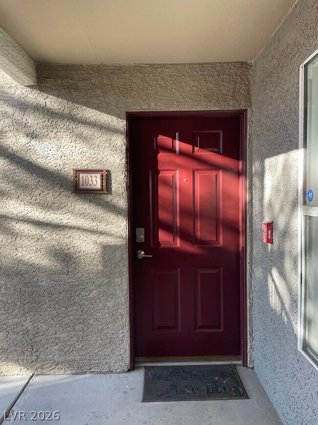 Building Photo - 5055 W Hacienda Ave