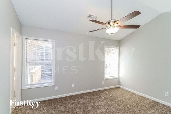Building Photo - 3634 E Bolding Rd
