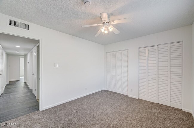 Building Photo - 4830 El Escorial Dr