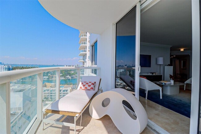 Building Photo - 6365 Collins Ave