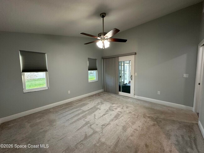 Building Photo - 976 S Fork Cir