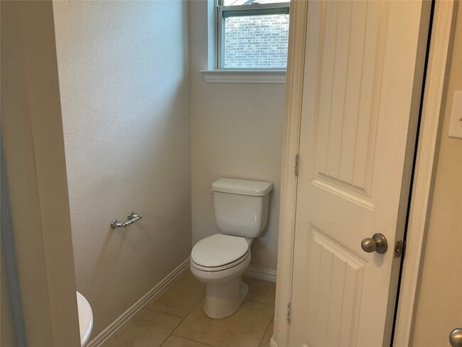 Building Photo - 3040 Seabrook Dr