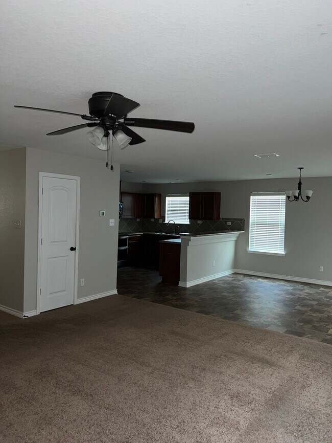 Building Photo - 4519 Stetson Park