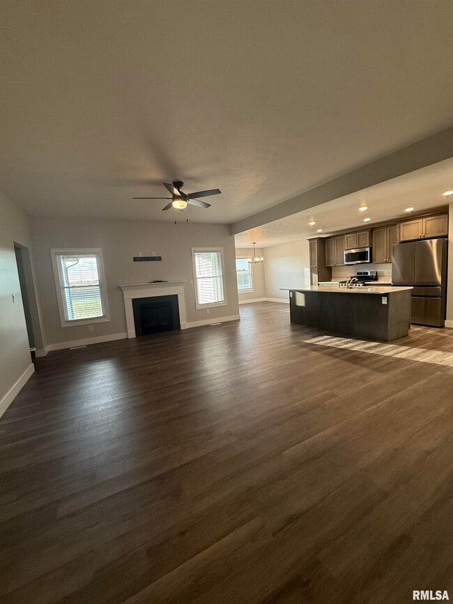 Building Photo - 4519 Castle Pines Dr