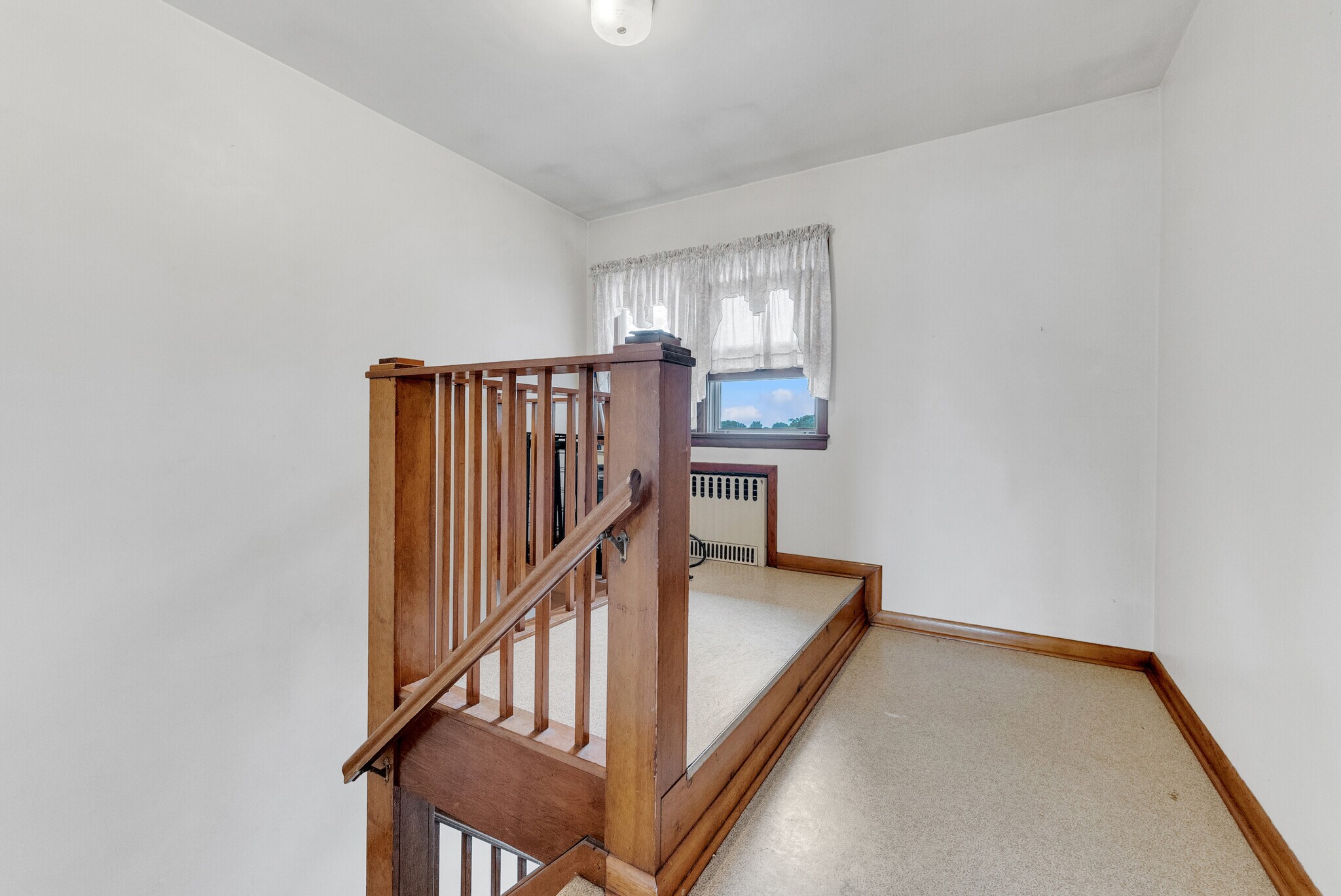 Building Photo - 480 N Midland Ave