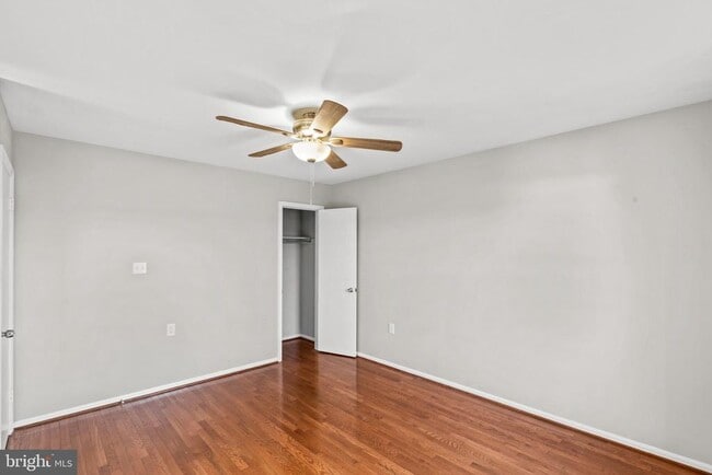 Building Photo - 5416 Wycklow Ct