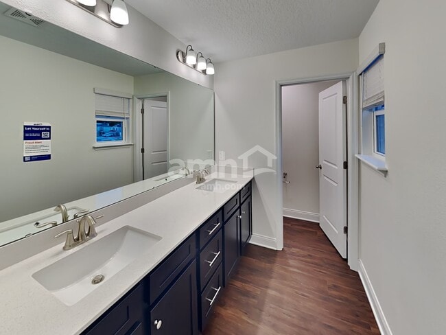 Building Photo - 6170 Little Blf Cir