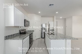 Building Photo - 10925 N 165th Ave
