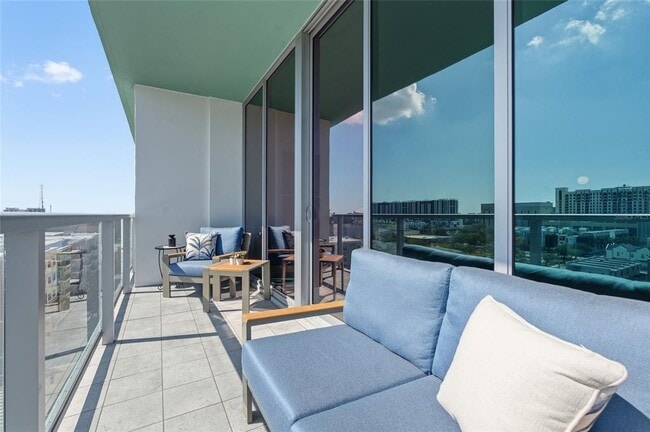 Building Photo - 777 3rd Ave N