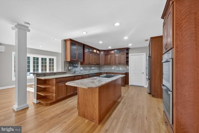 Building Photo - 12600 Maidens Bower Dr