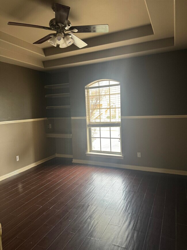 Building Photo - 9903 Crystal Ct