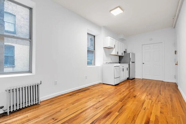 Primary Photo - 1 bedroom in New York NY 10023