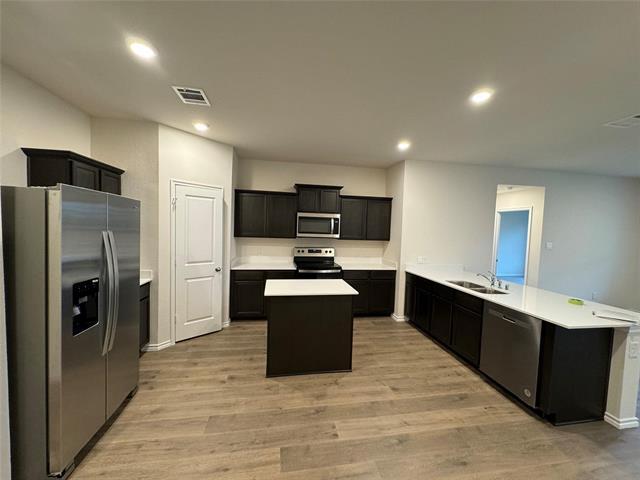 Building Photo - 2335 Gardenia Ln