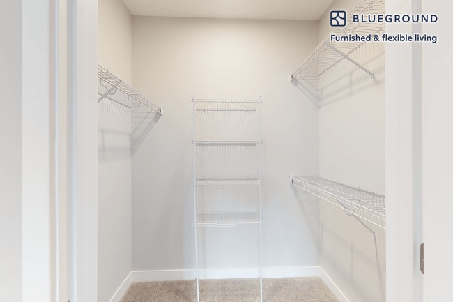 Building Photo - 861 Broadway-SI FL1-ID4225A