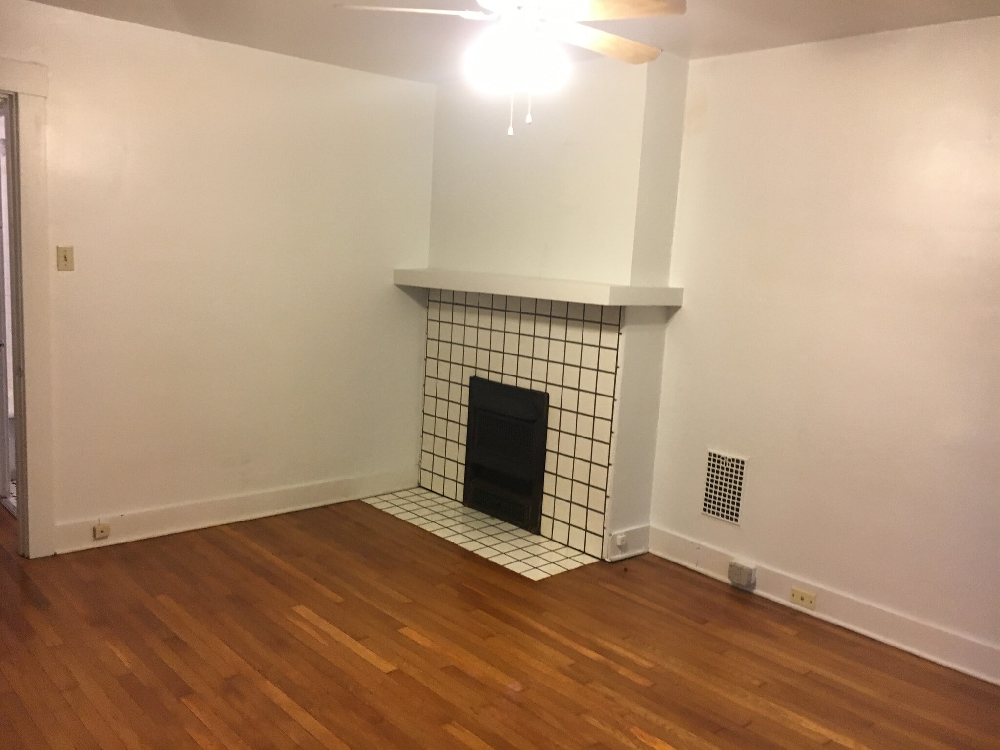 Building Photo - 912 Kennebec St