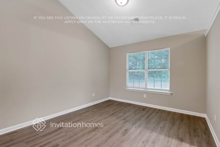 Building Photo - 5843 Bellingrath Way