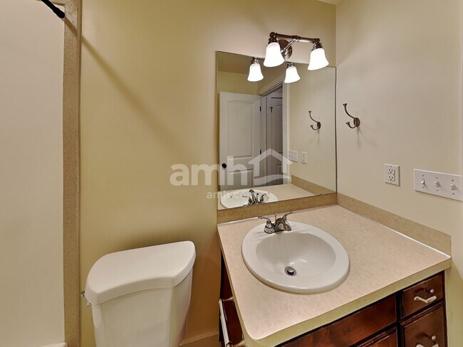 Building Photo - 4915 W 150 N