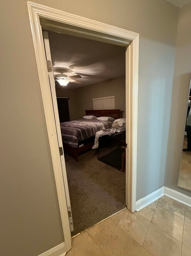 Building Photo - 6610 Golden Gate Pkwy