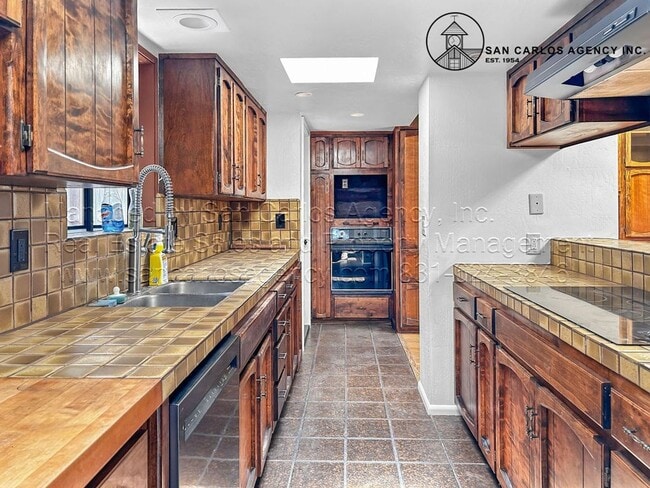 Building Photo - Three Bedroom Three Bath Home in Monterey with Ocean Views