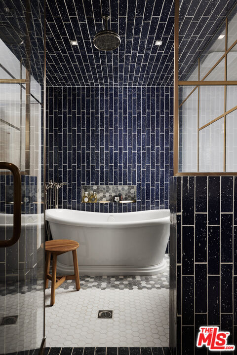 Building Photo - 204 Pearl Ave