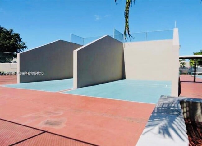 Building Photo - 1666 NW 113th Way