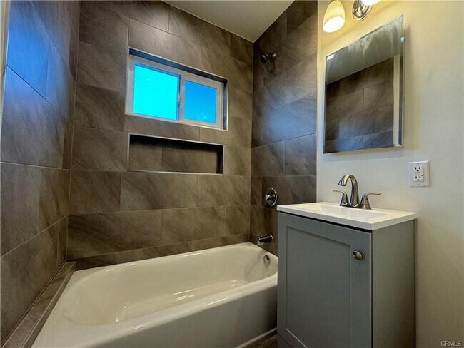 Building Photo - 7745 Laurel Canyon Blvd