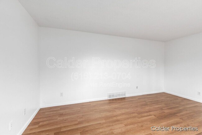 Building Photo - 6681 Egan Ave SE