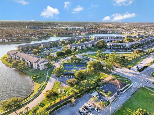 Building Photo - 300 SW 134th Way