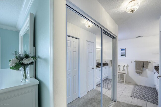 Building Photo - 1477 Park Beach Cir