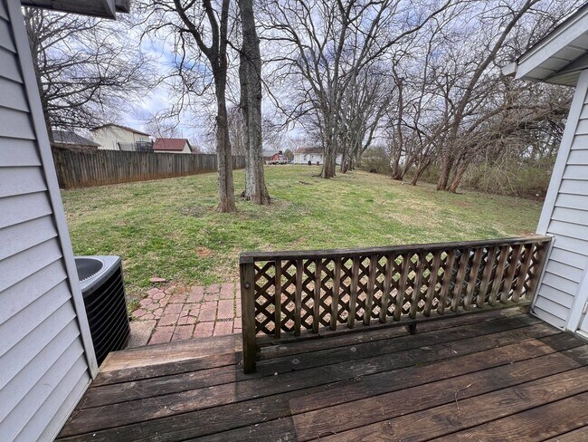 Building Photo - 502 Windellwood Cir