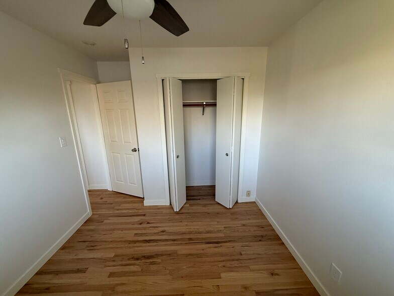 Building Photo - 406 N Morrison Rd